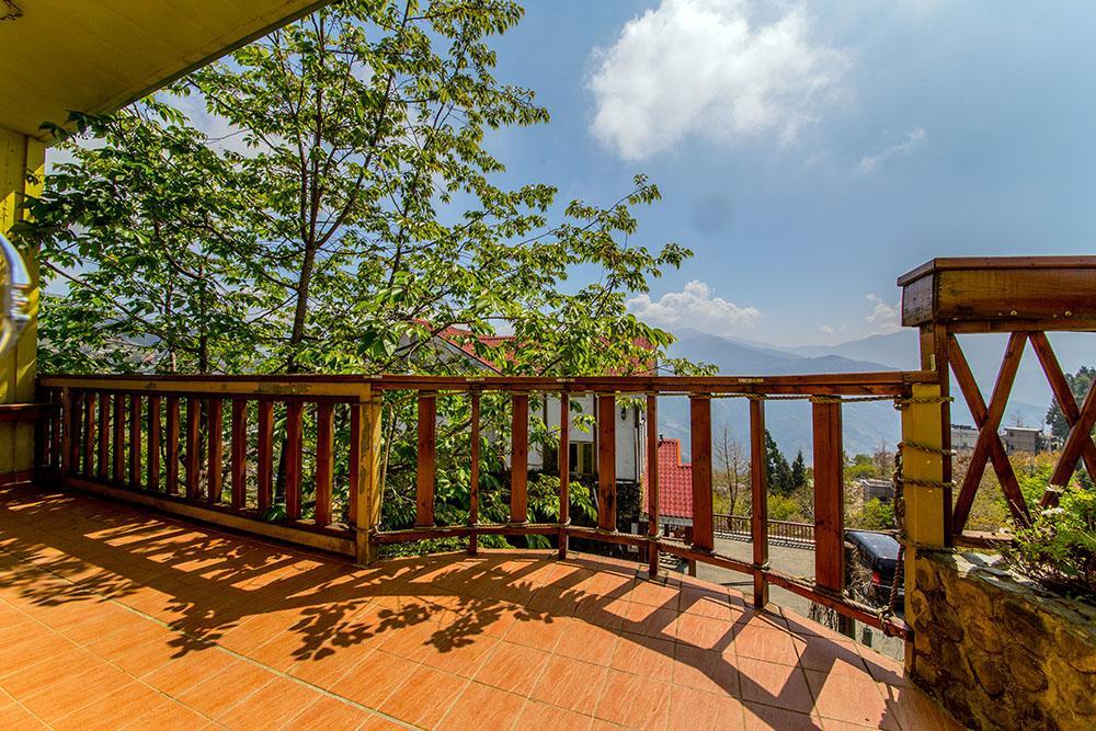 Yun Shang Tai Yang เหรินอ้าย ภายนอก รูปภาพ